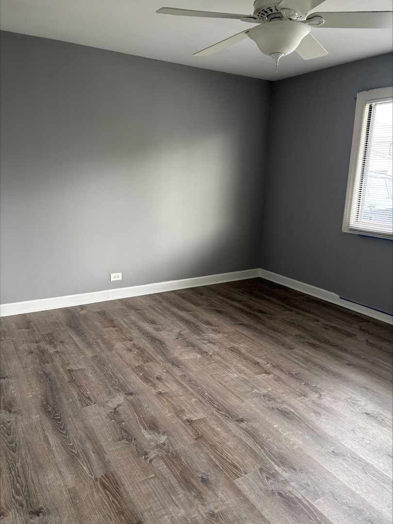 210 N Waterford Drive #210, Schaumburg, IL 60194