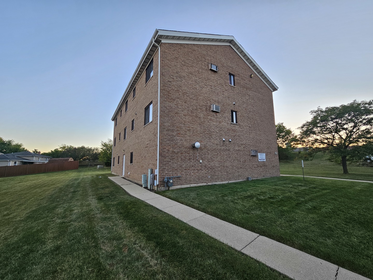737 Lippert Lane #3S, Glendale Heights, IL 60139