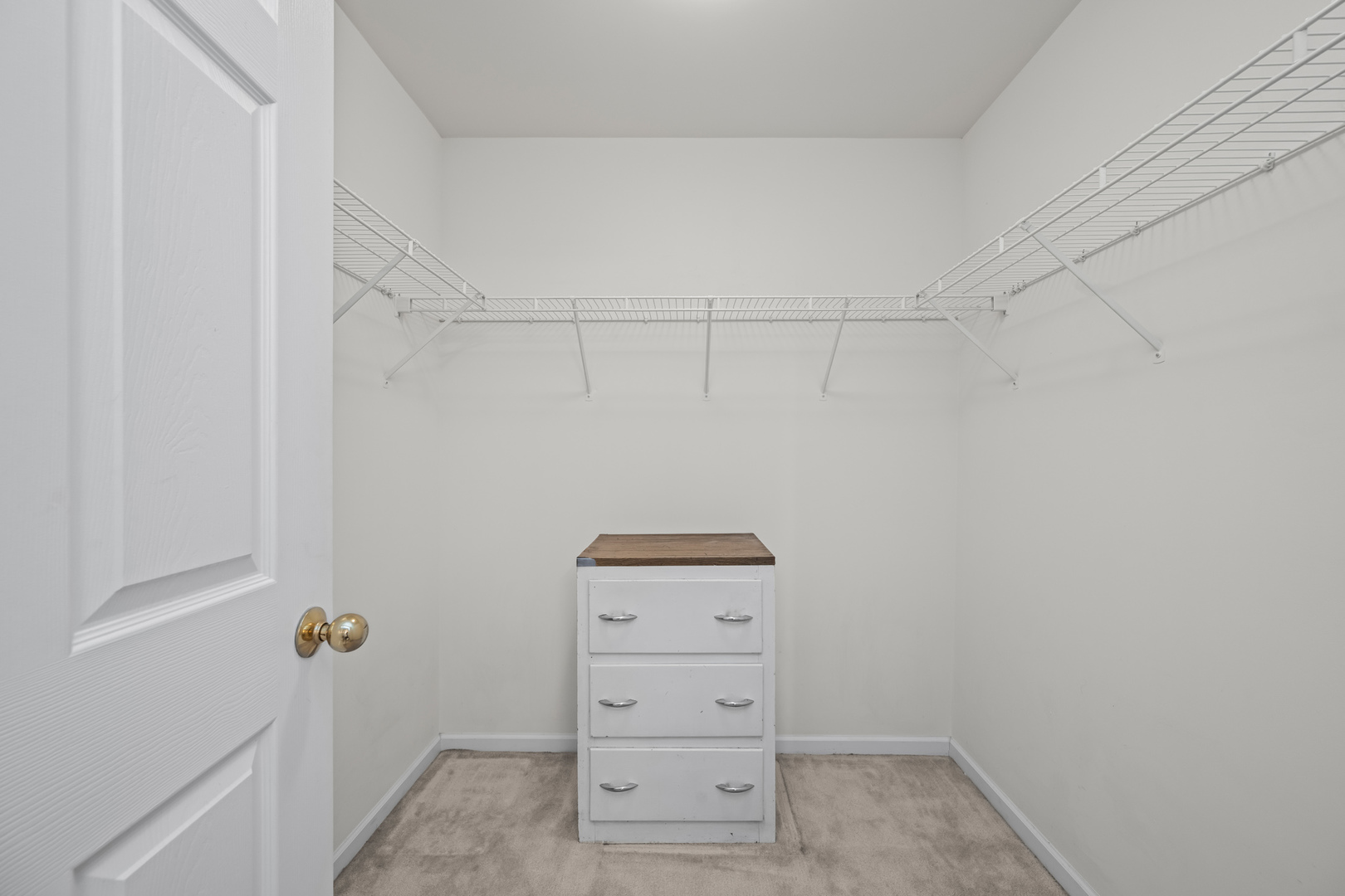 3115 Town Square Drive #206, Rolling Meadows, IL 60008