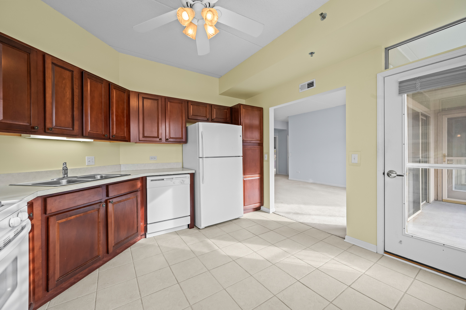 3115 Town Square Drive #206, Rolling Meadows, IL 60008