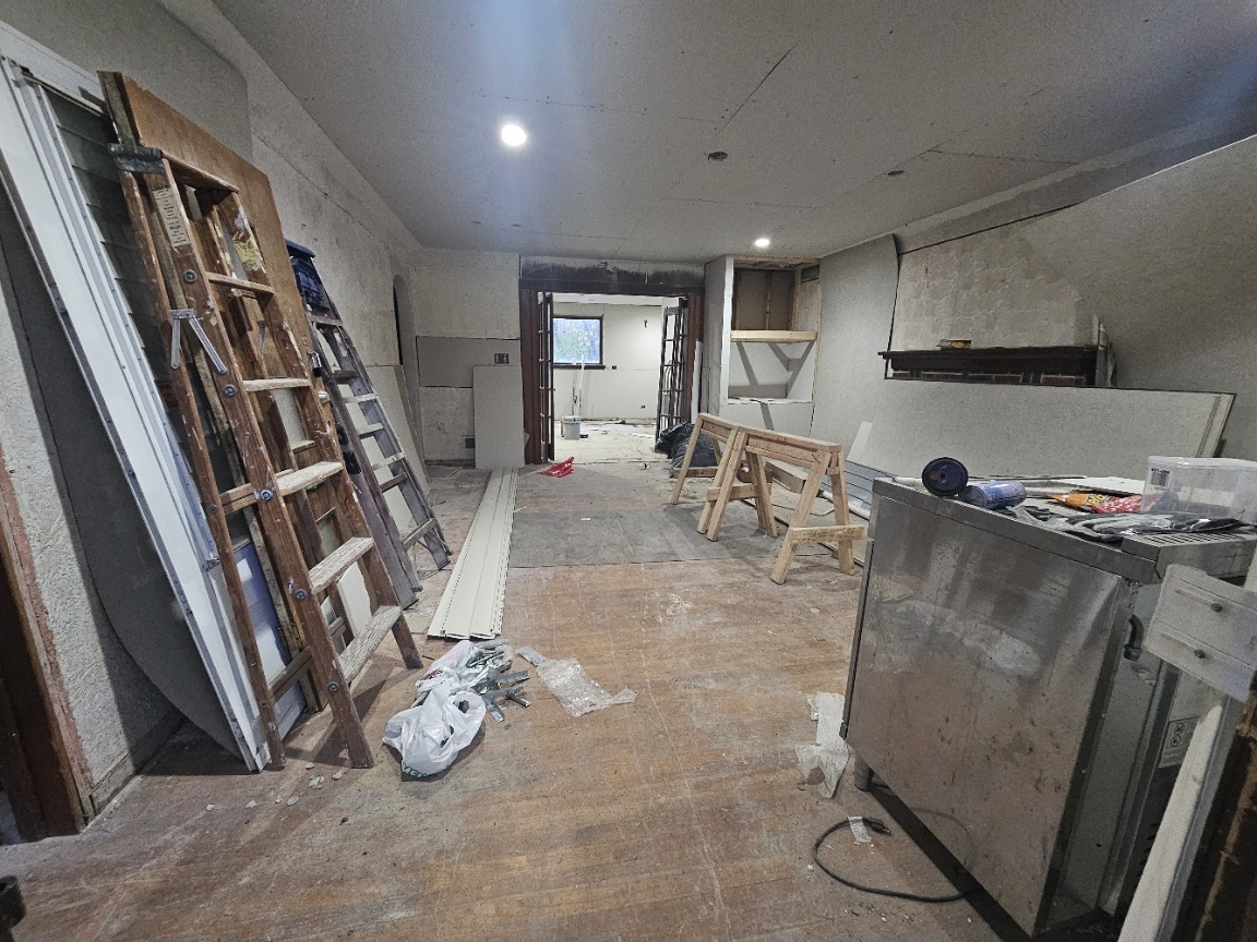 14925 Riverside Drive, South Holland, IL 60473