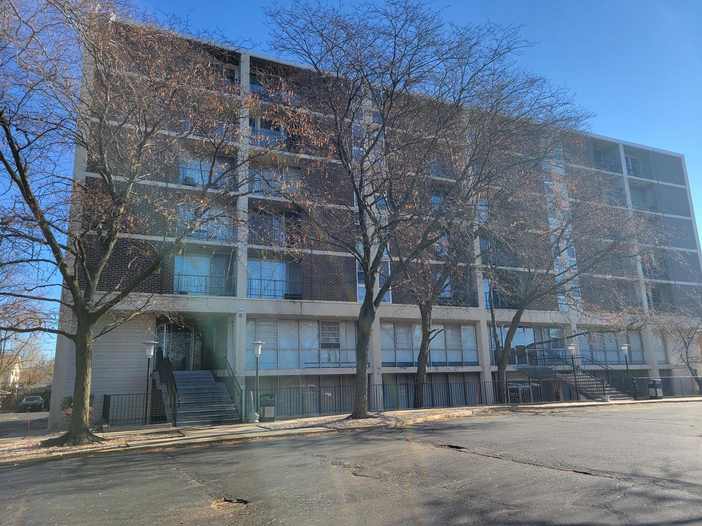 1043 S YORK Road #605, Bensenville, IL 60106