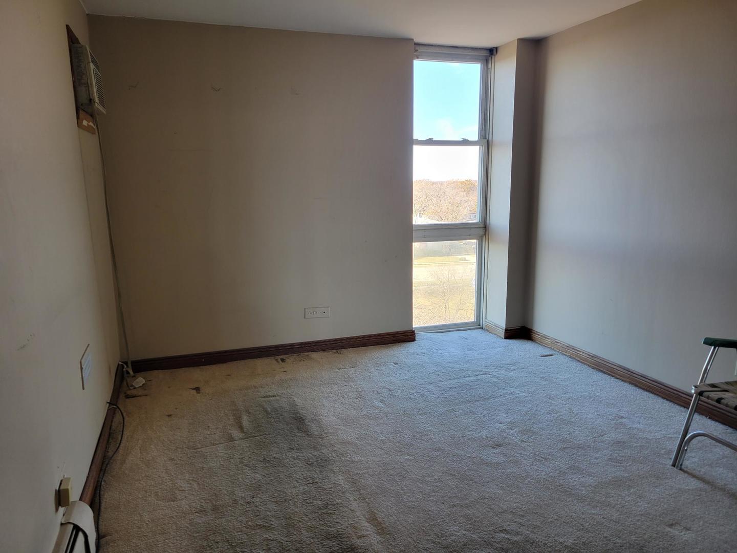 1043 S YORK Road #605, Bensenville, IL 60106