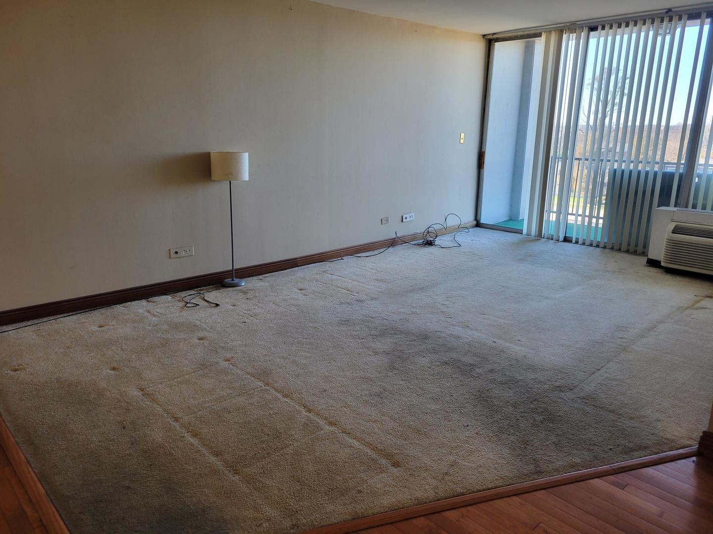 1043 S YORK Road #605, Bensenville, IL 60106