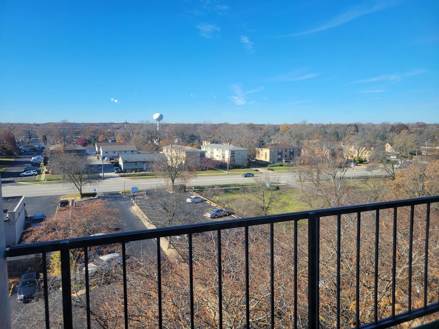 1043 S YORK Road #605, Bensenville, IL 60106