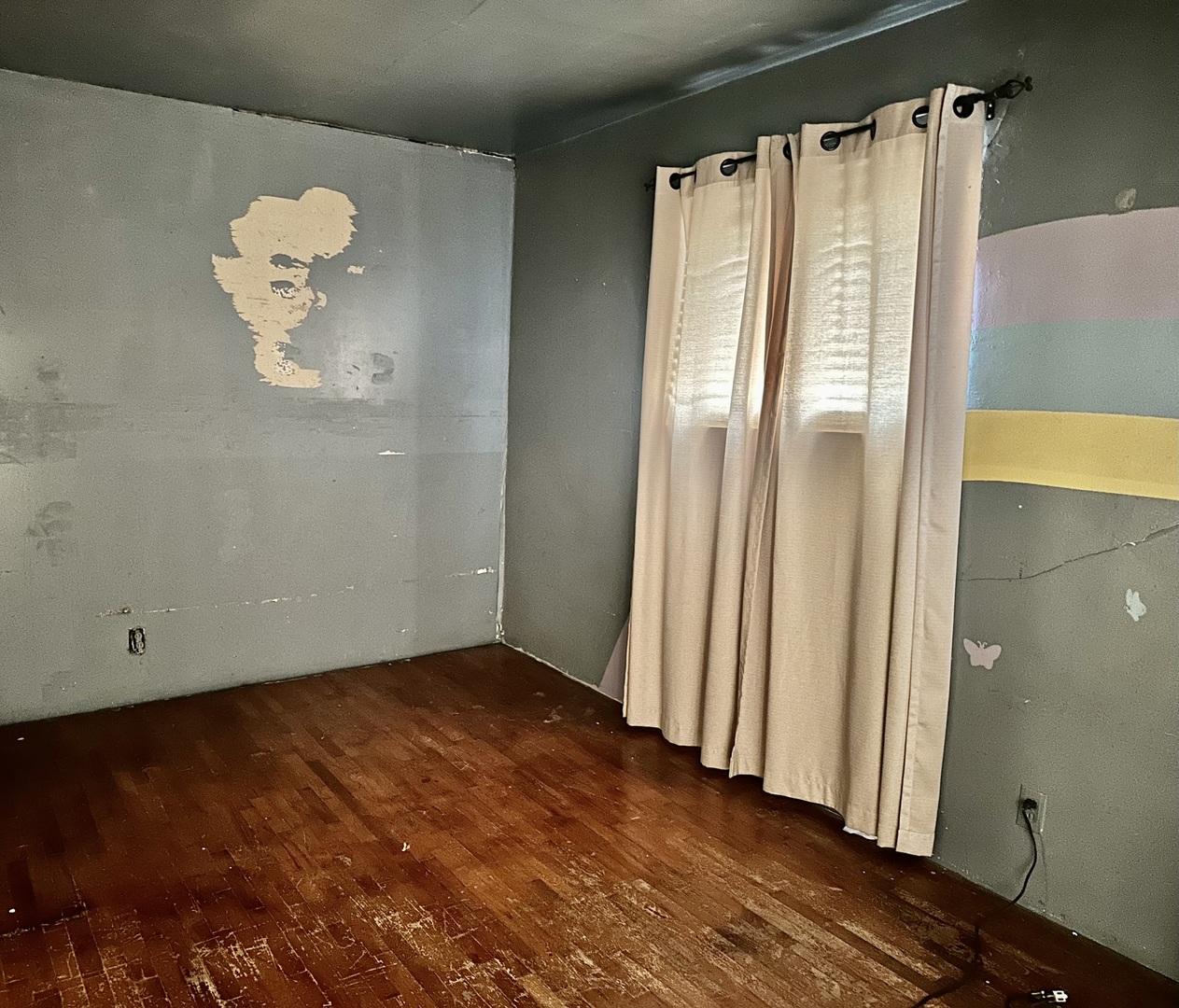 910 N Madison Street, Bloomington, IL 61701