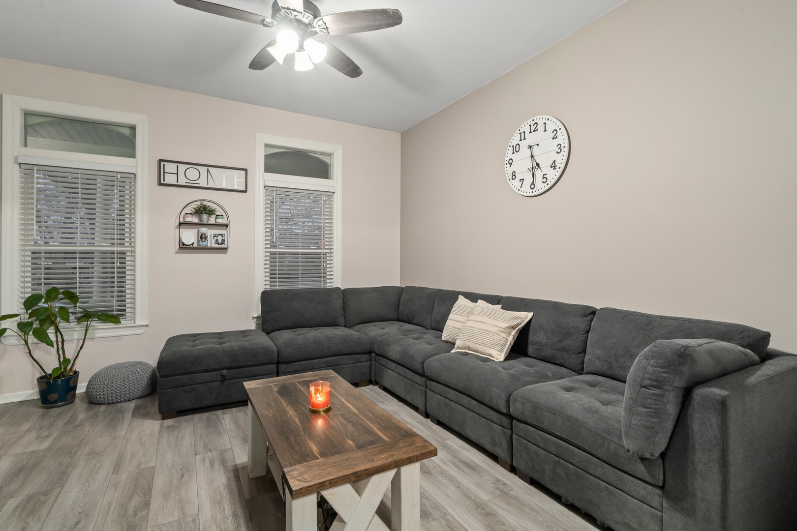 9546 S Spaulding Avenue, Evergreen Park, IL 60805