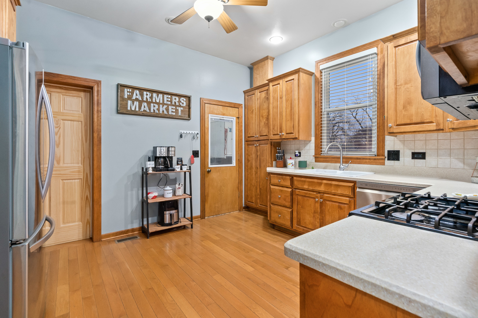 9546 S Spaulding Avenue, Evergreen Park, IL 60805