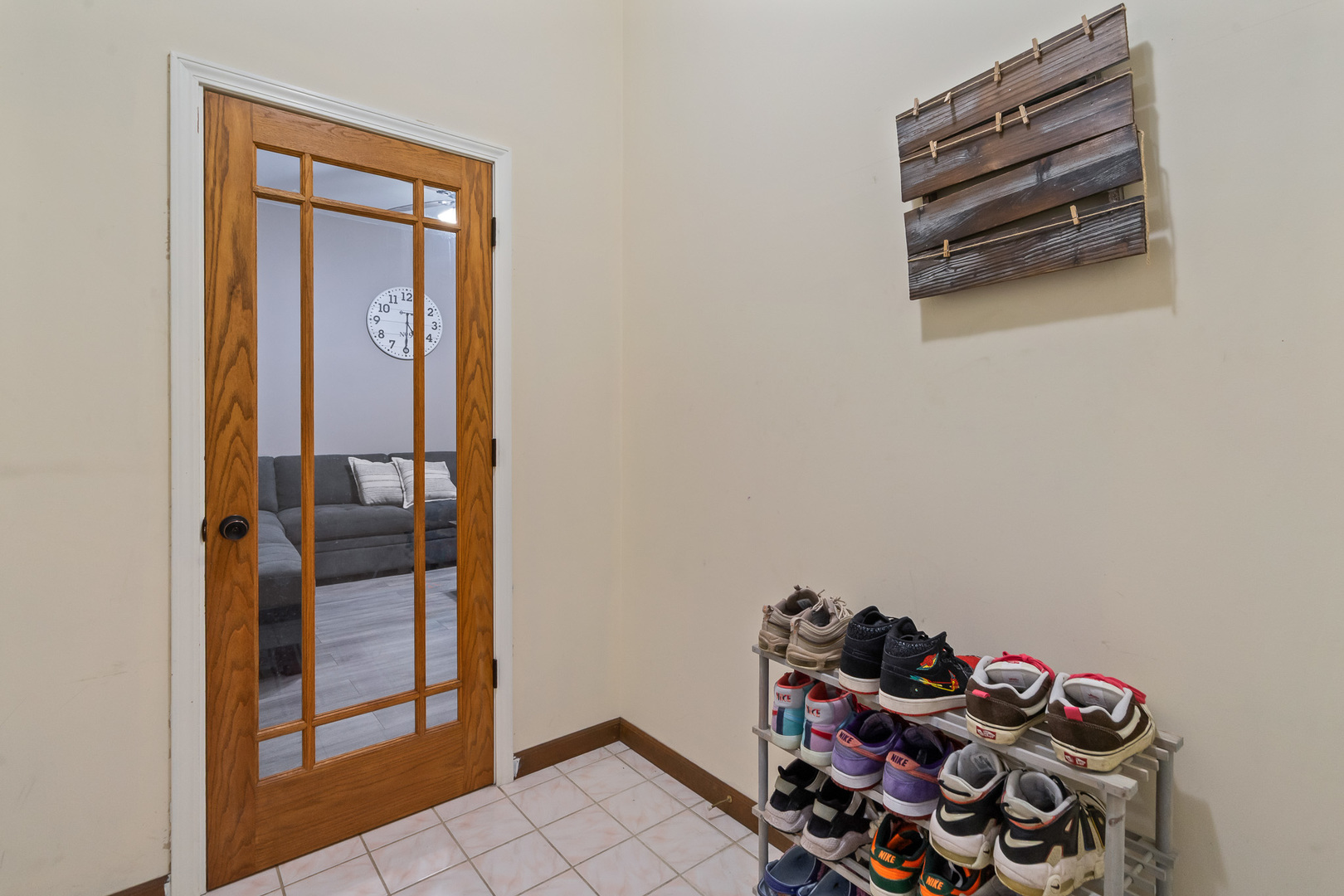 9546 S Spaulding Avenue, Evergreen Park, IL 60805