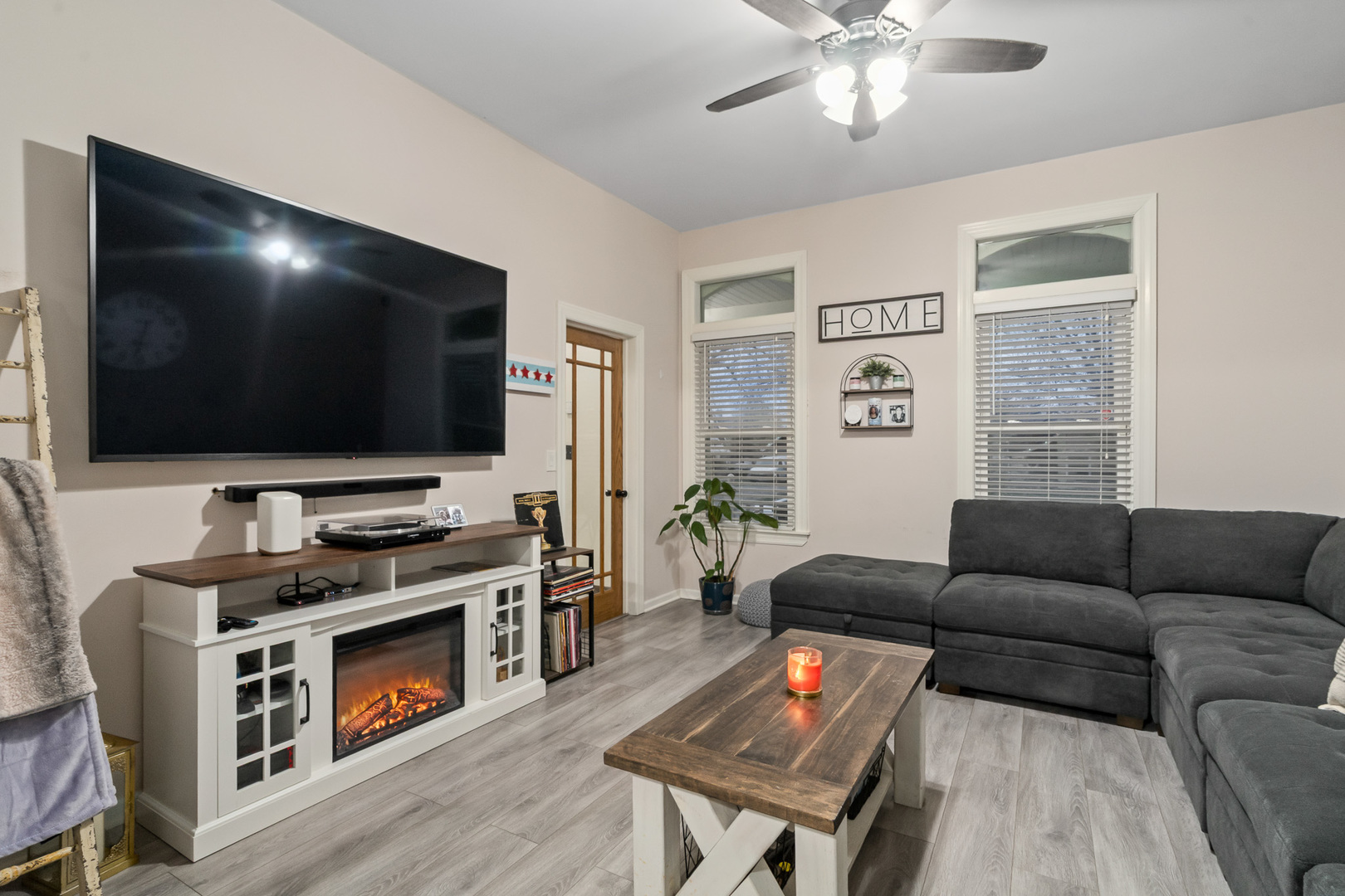 9546 S Spaulding Avenue, Evergreen Park, IL 60805