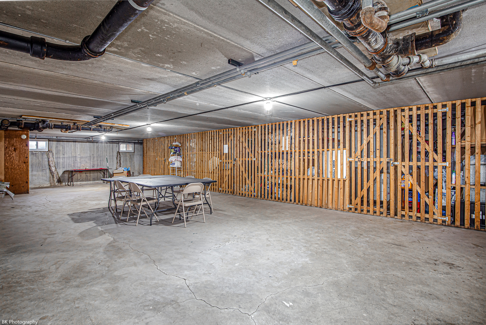 5840 W 77th Street #302, Burbank, IL 60459