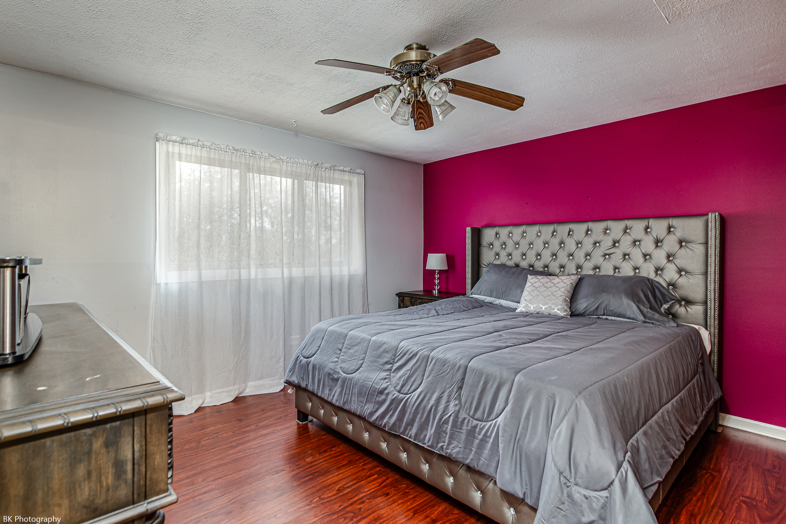 5840 W 77th Street #302, Burbank, IL 60459