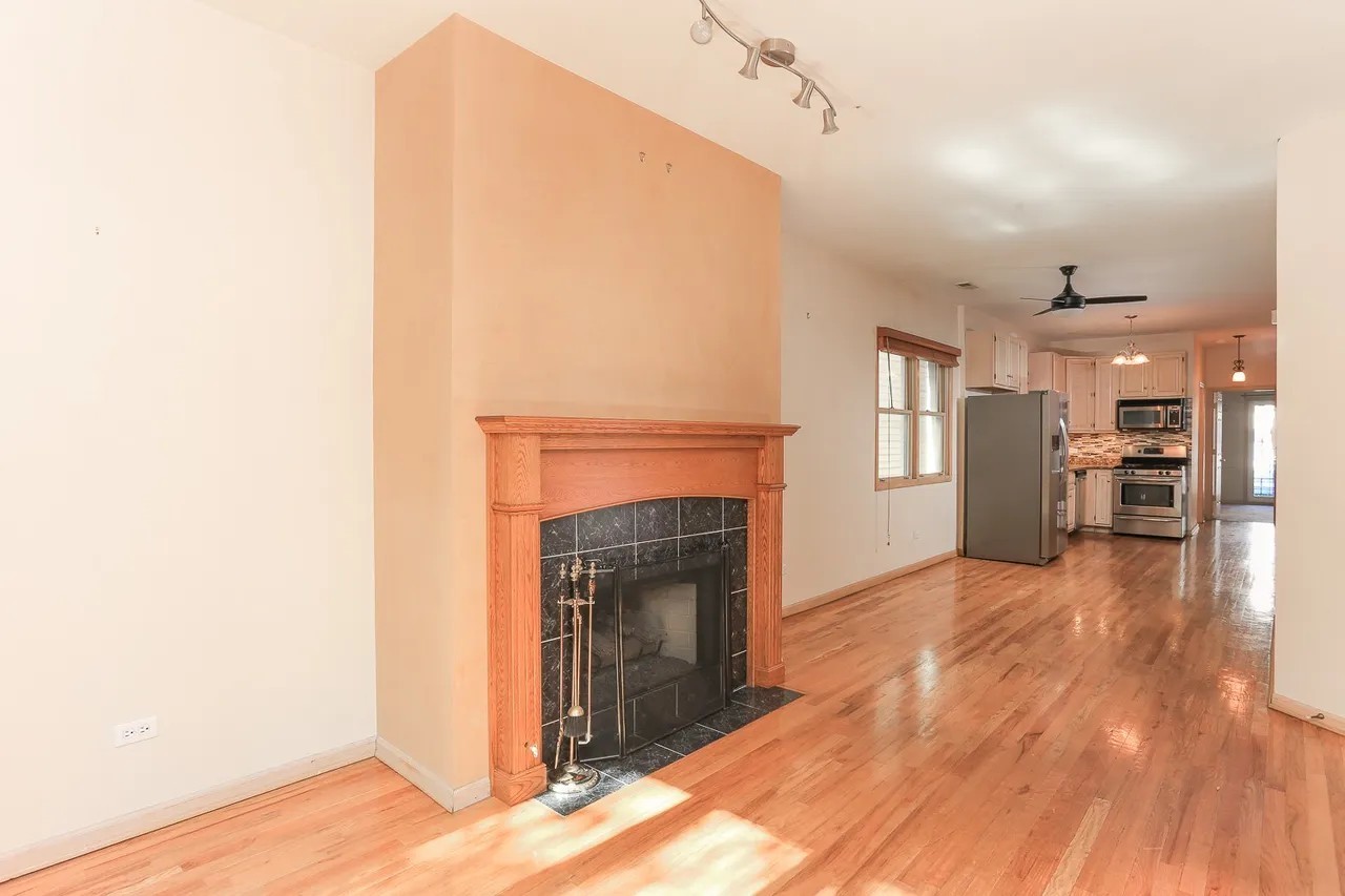 1444 W Walton Street #1, Chicago, IL 60642