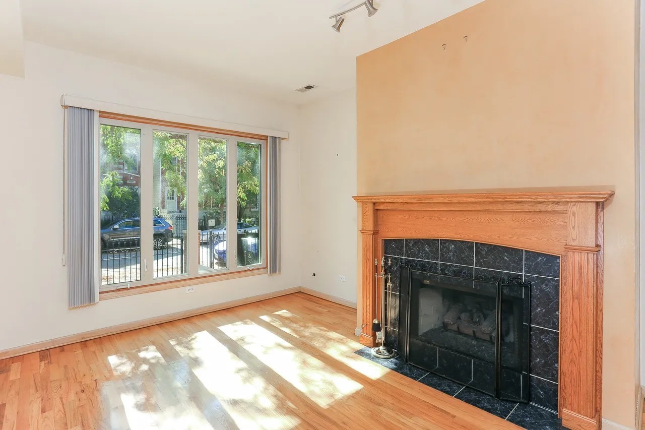 1444 W Walton Street #1, Chicago, IL 60642