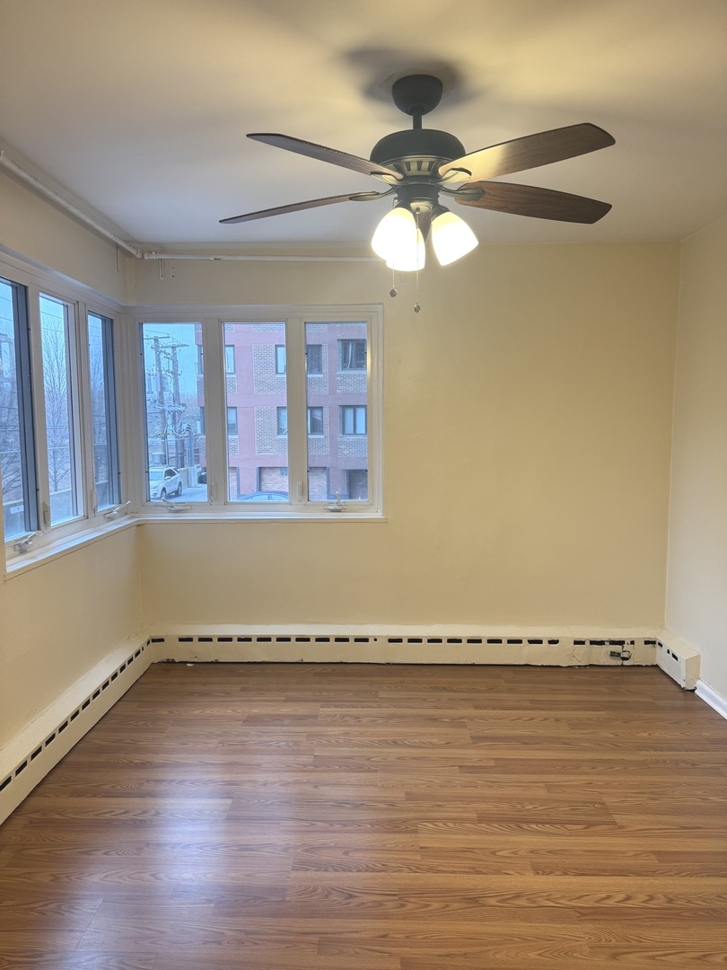 708 W Bittersweet Place #212, Chicago, IL 60613