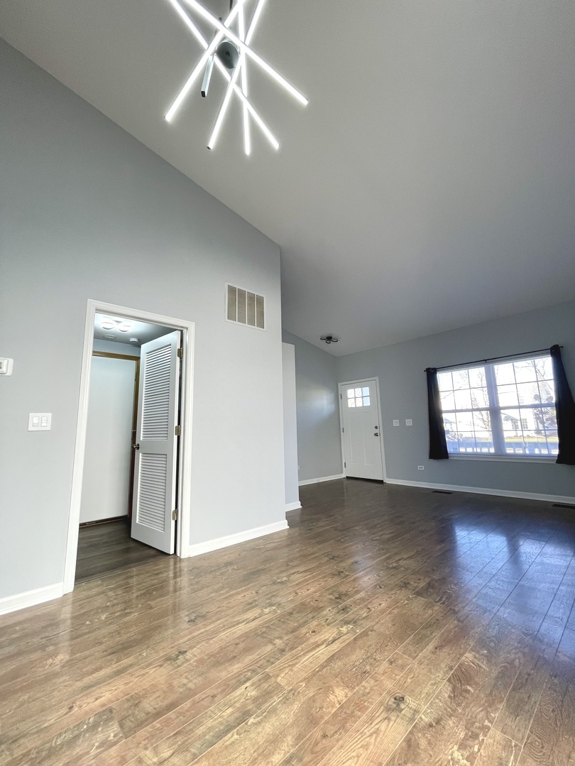 16623 W Natoma Drive #16623, Lockport, IL 60441