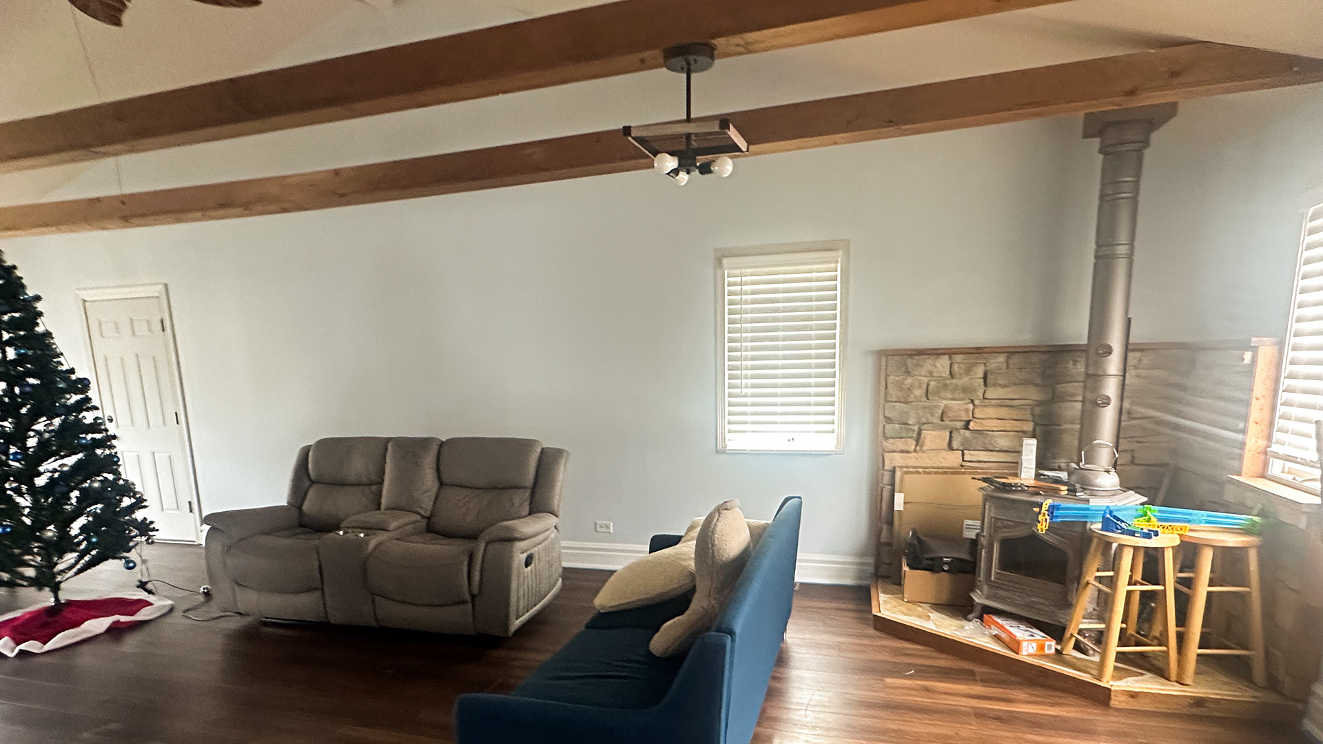 216 Brierhill Drive, Round Lake Park, IL 60073