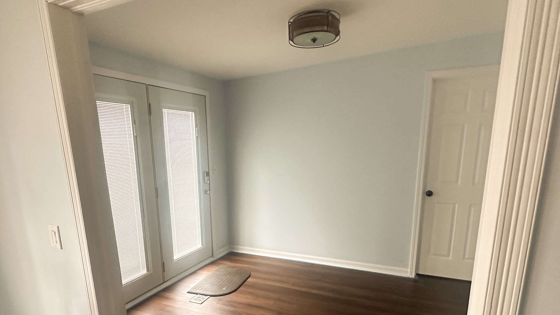 216 Brierhill Drive, Round Lake Park, IL 60073