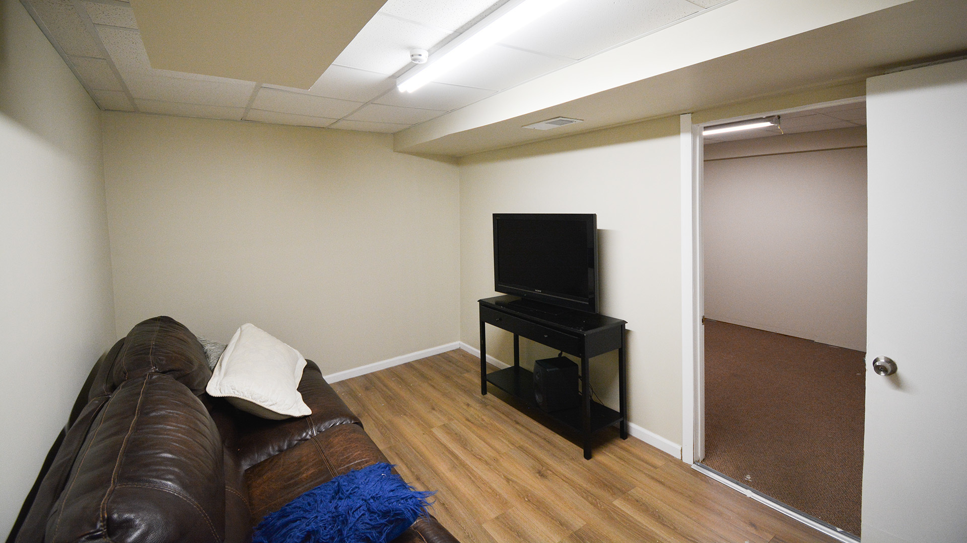 216 Brierhill Drive, Round Lake Park, IL 60073