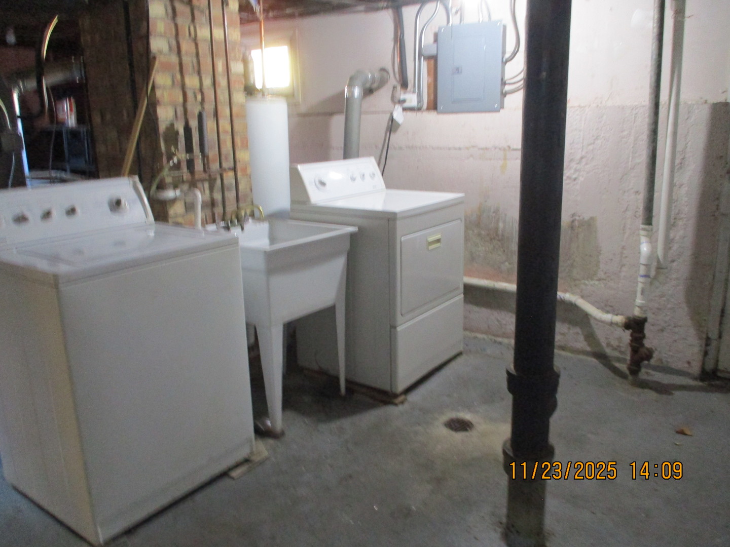 9737 Warren Avenue, Oak Lawn, IL 60453