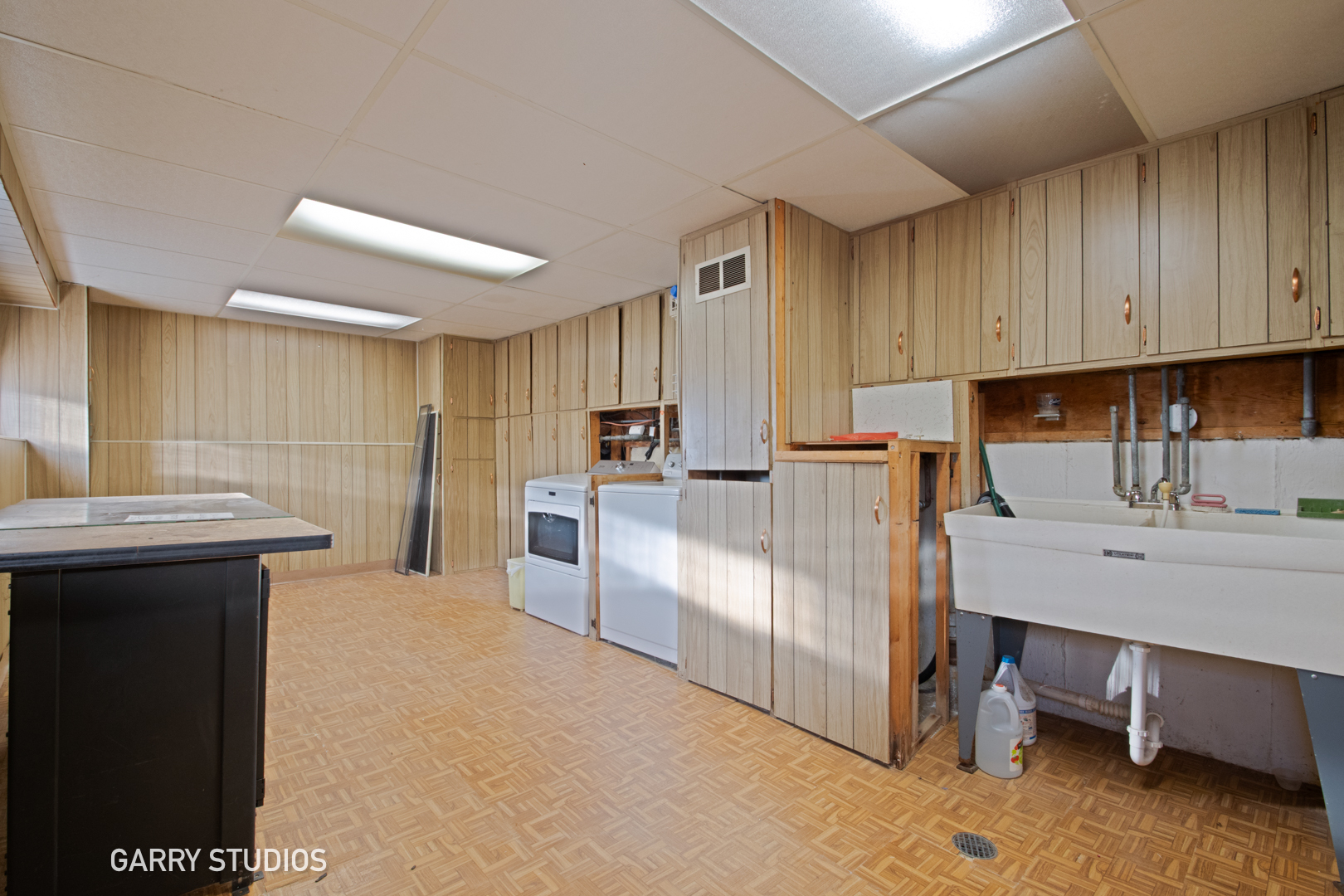 701 N Craig Place, Addison, IL 60101