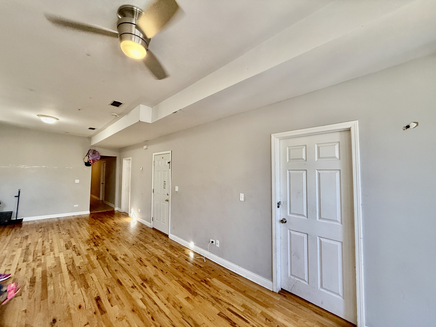 742 N Lawndale Avenue, Chicago, IL 60624