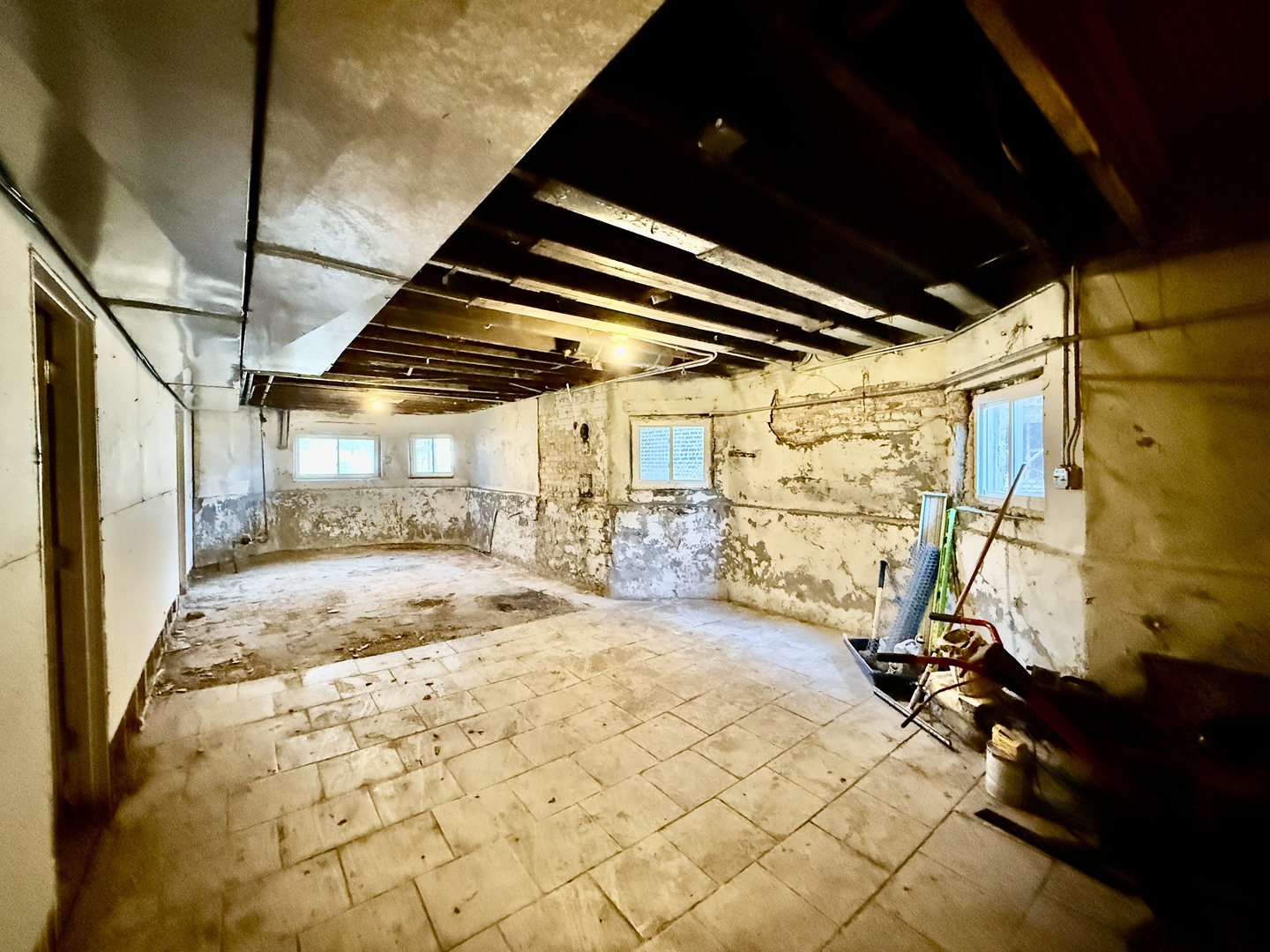 742 N Lawndale Avenue, Chicago, IL 60624