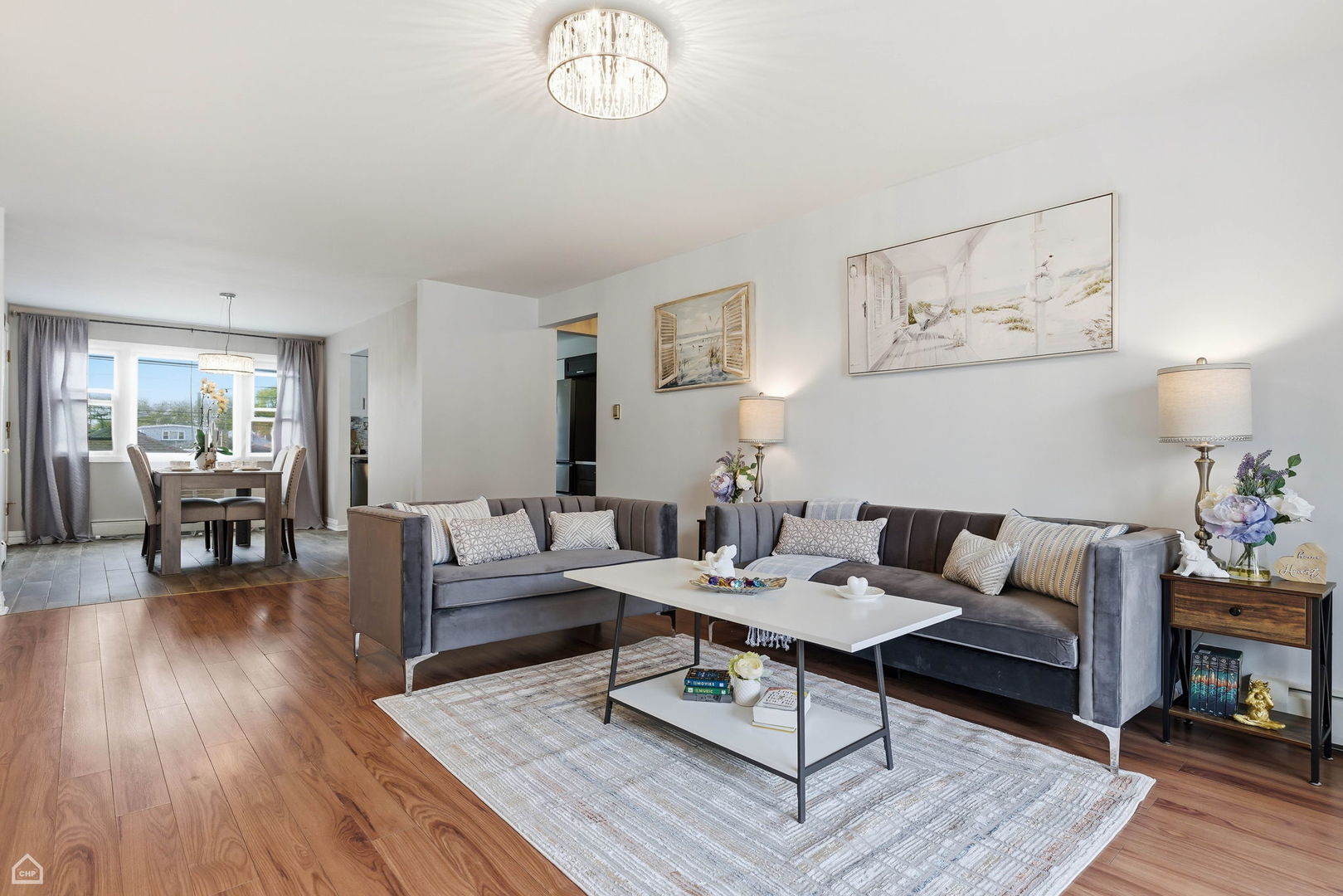 6568 W Roscoe Street #2N, Chicago, IL 60634