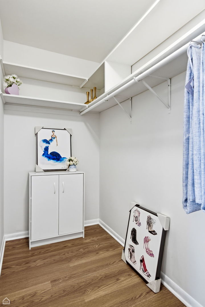 6568 W Roscoe Street #2N, Chicago, IL 60634