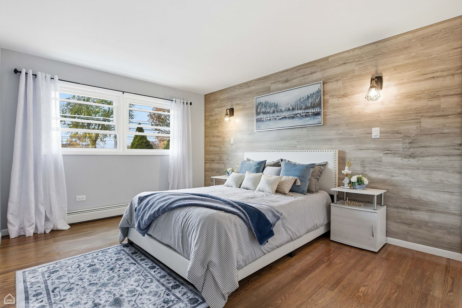 6568 W Roscoe Street #2N, Chicago, IL 60634