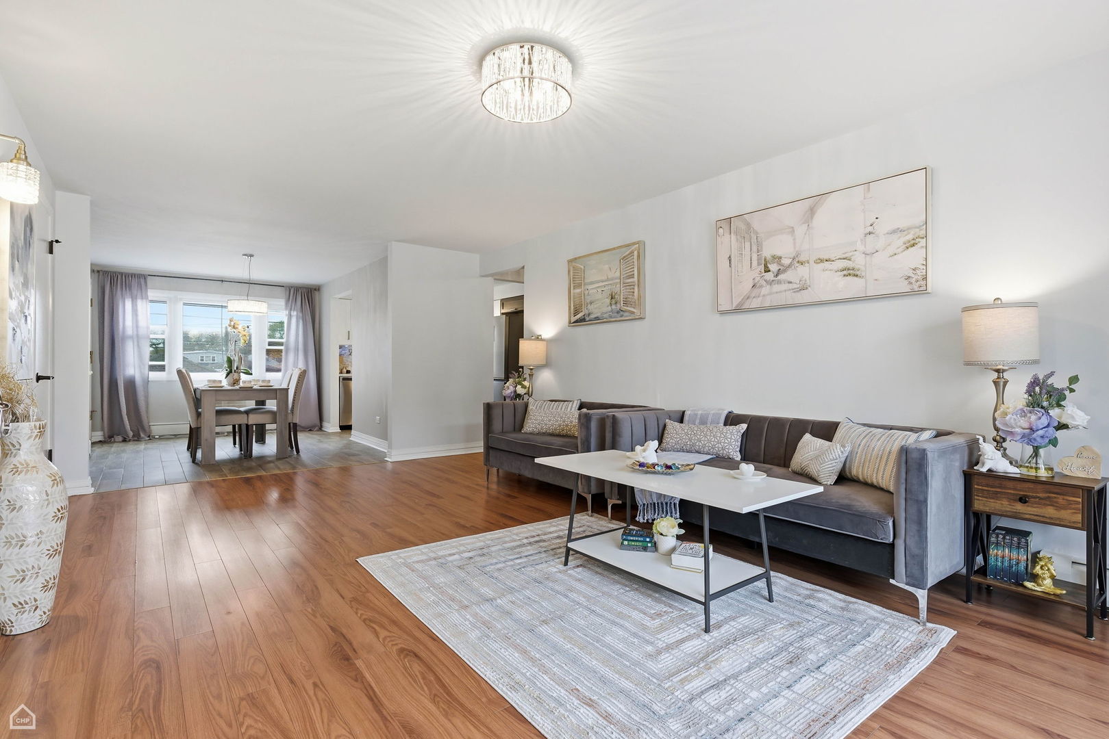 6568 W Roscoe Street #2N, Chicago, IL 60634