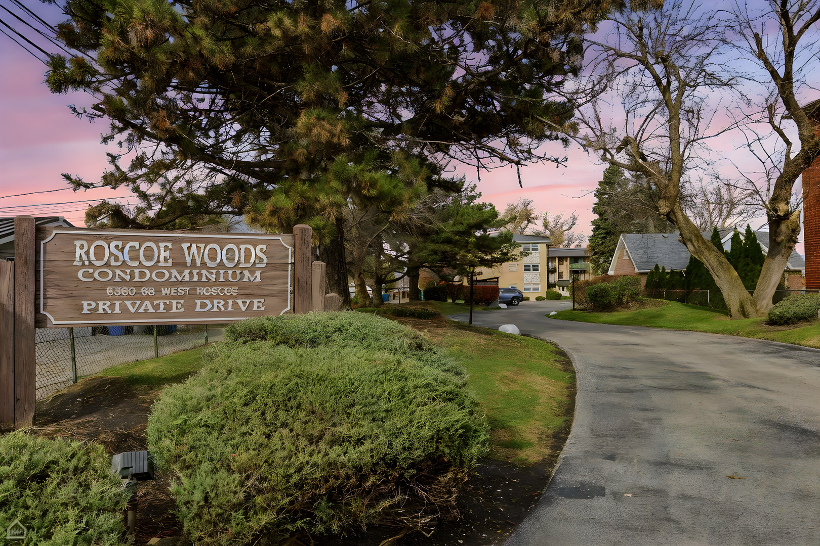 6568 W Roscoe Street #2N, Chicago, IL 60634