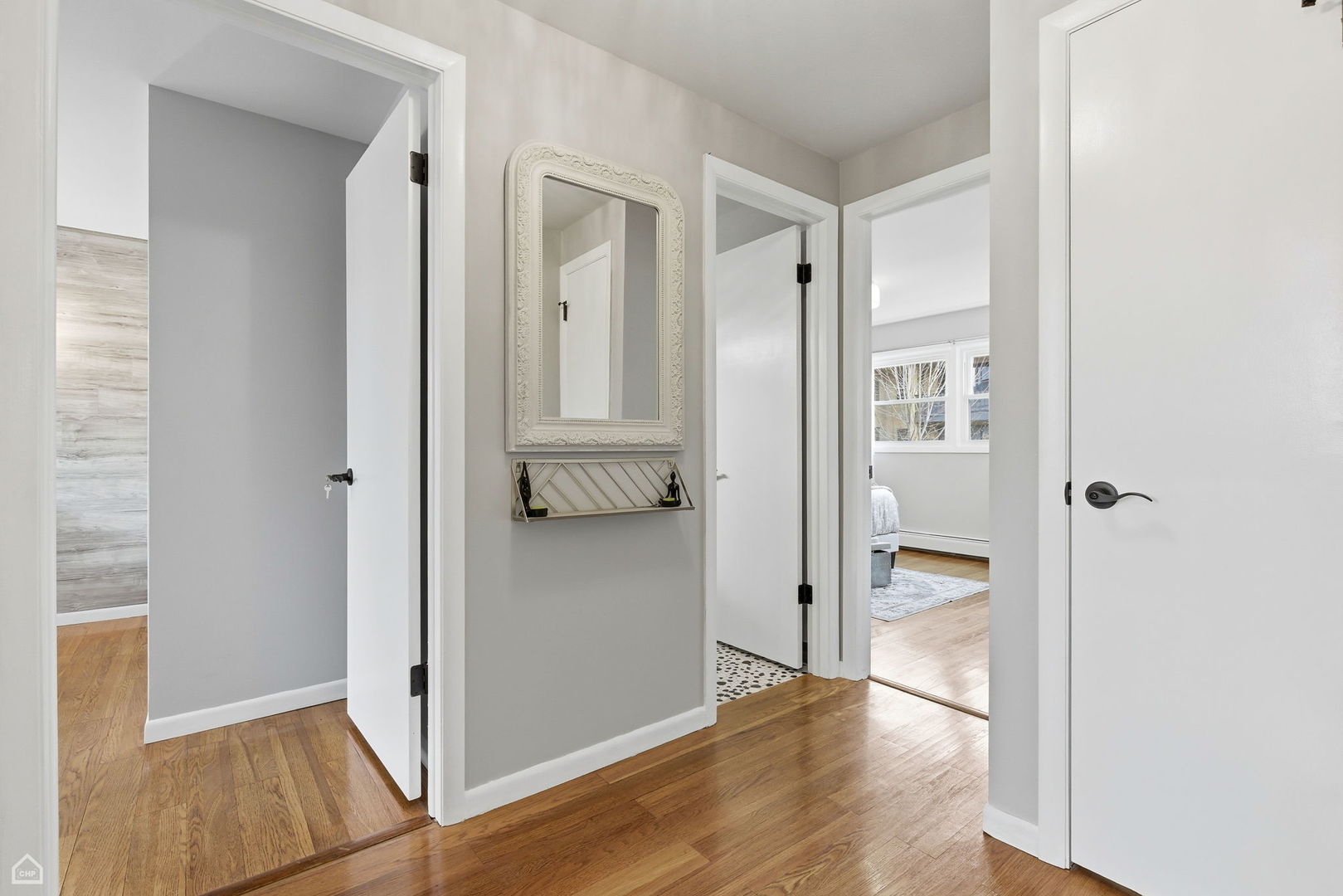 6568 W Roscoe Street #2N, Chicago, IL 60634