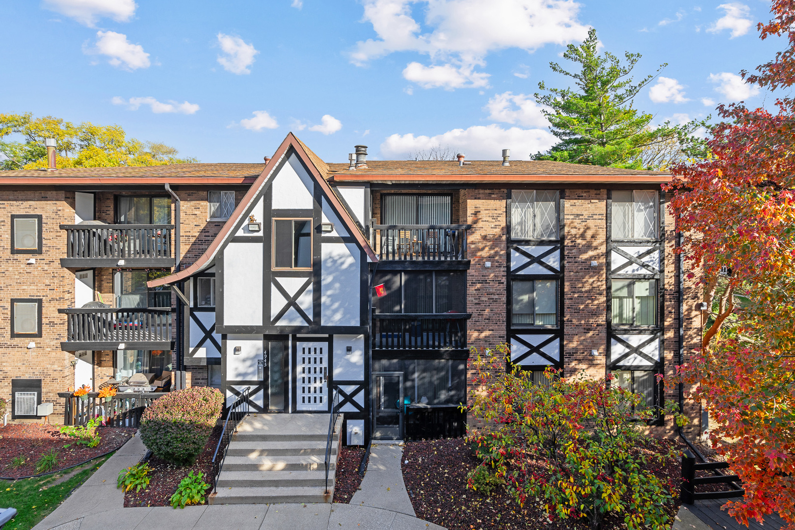 13615 Lavergne Avenue #110, Crestwood, IL 60418