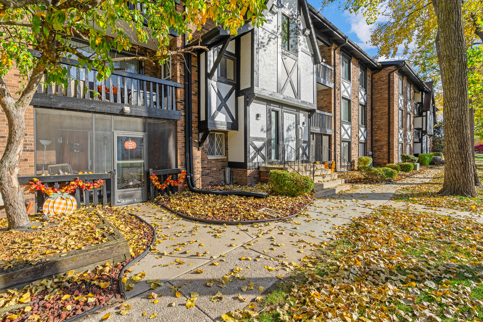 13615 Lavergne Avenue #110, Crestwood, IL 60418