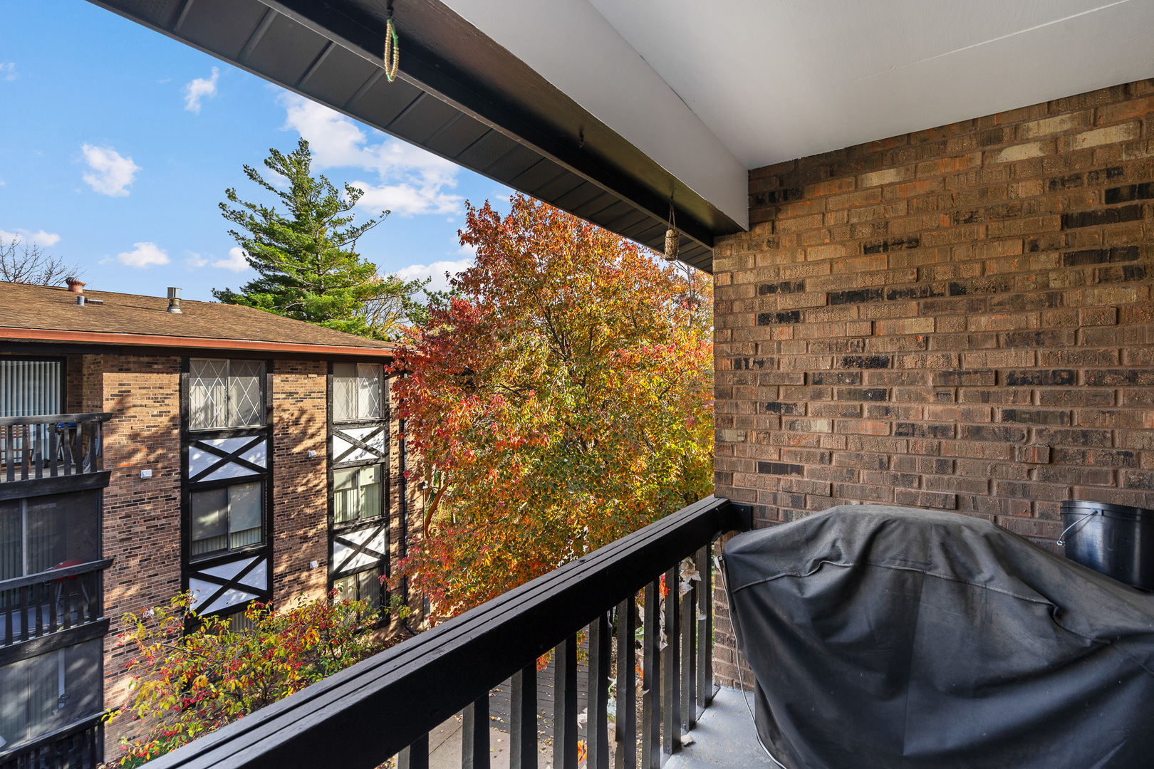 13615 Lavergne Avenue #110, Crestwood, IL 60418