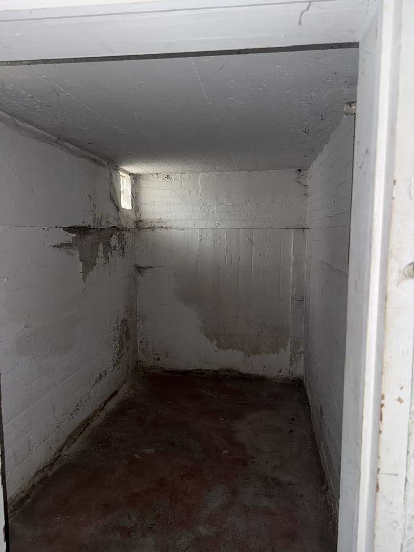 13829 S State Street, Riverdale, IL 60827