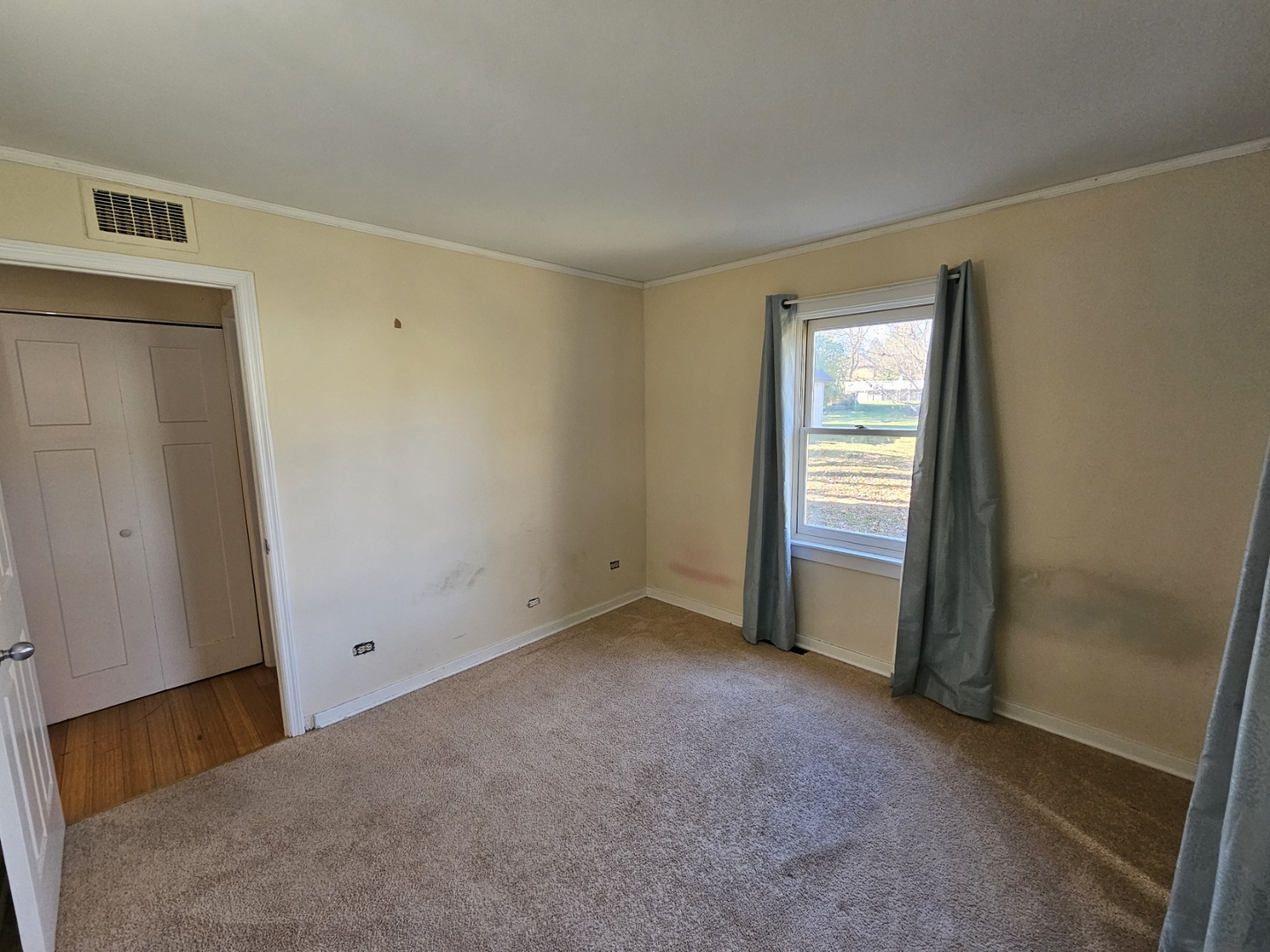 1N670 River Drive, Glen Ellyn, IL 60137