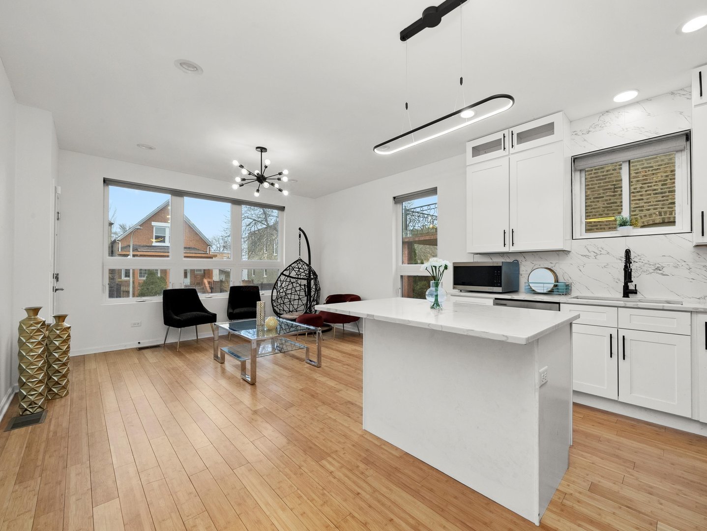 1336 N Hamlin Avenue, Chicago, IL 60651