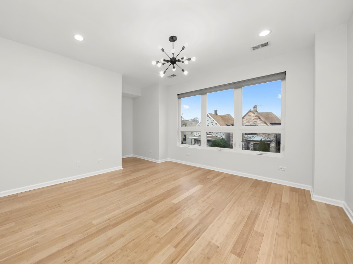 1336 N Hamlin Avenue, Chicago, IL 60651