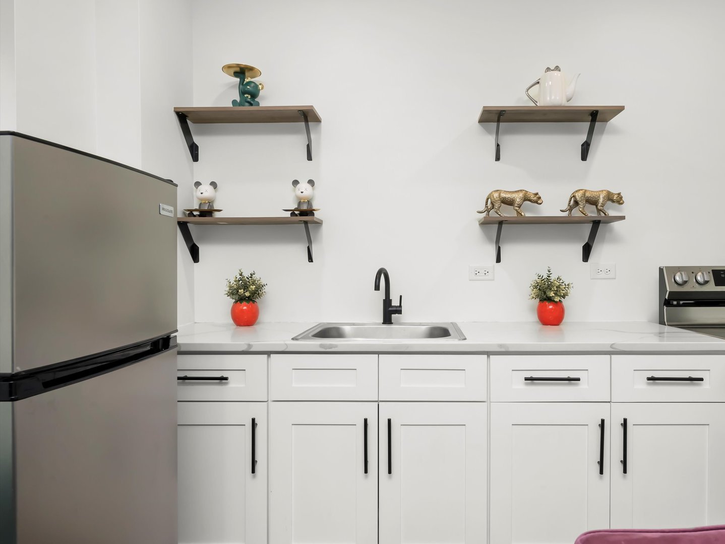 1336 N Hamlin Avenue, Chicago, IL 60651