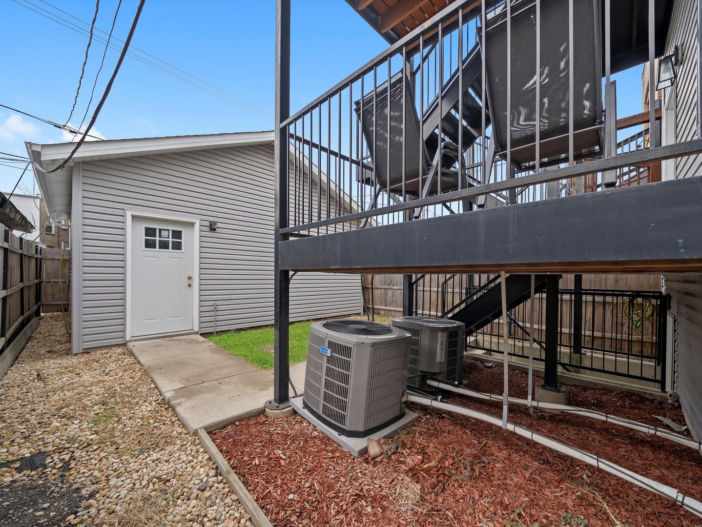 1336 N Hamlin Avenue, Chicago, IL 60651