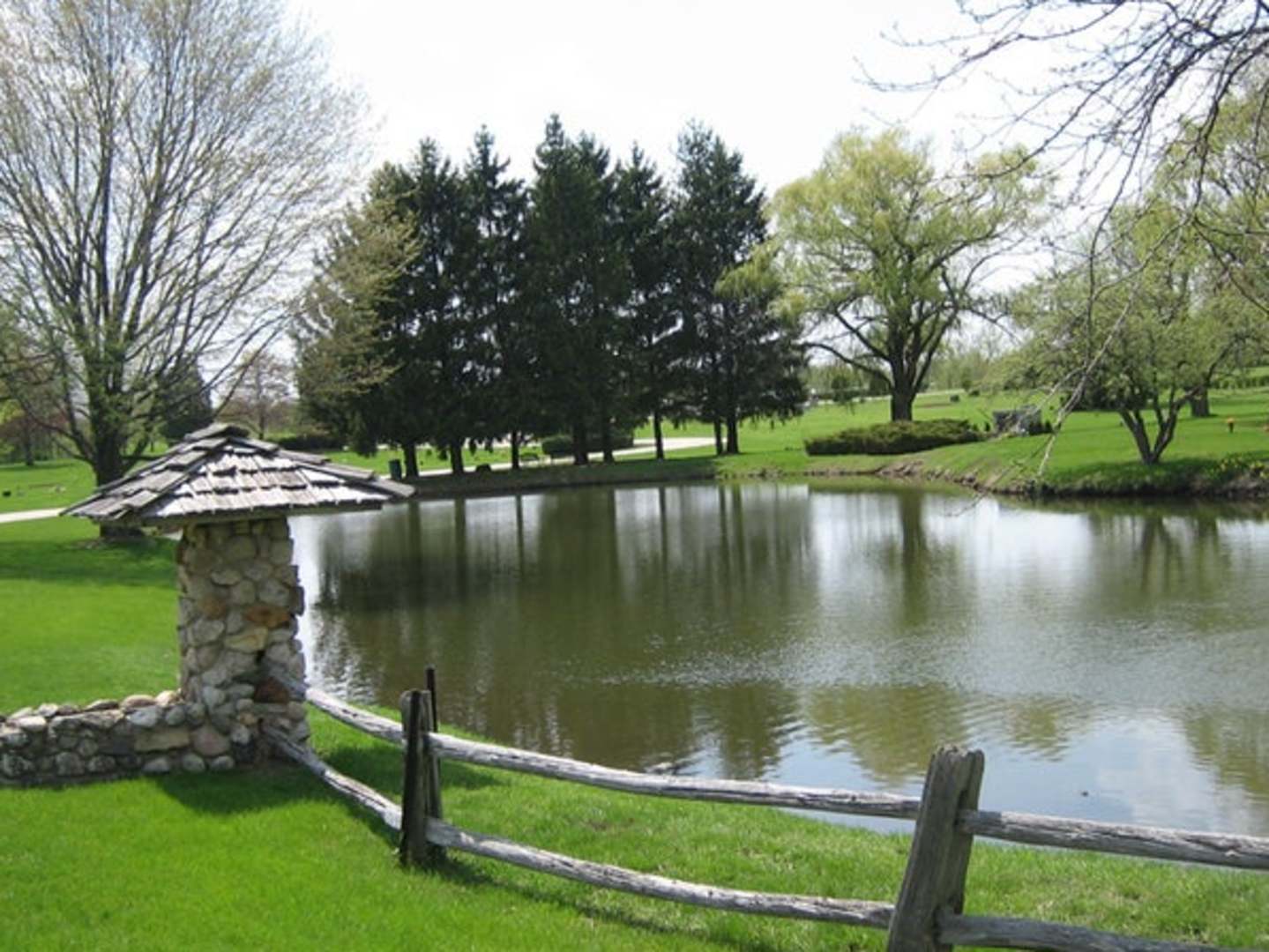 13 W TIMBER Lane #1, Vernon Hills, IL 60061