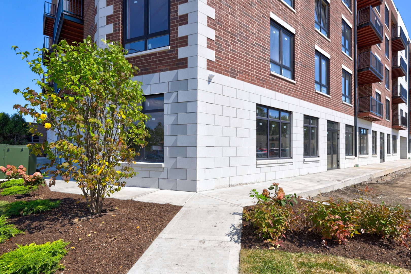 9201 N Milwaukee Avenue, Niles, IL 60714