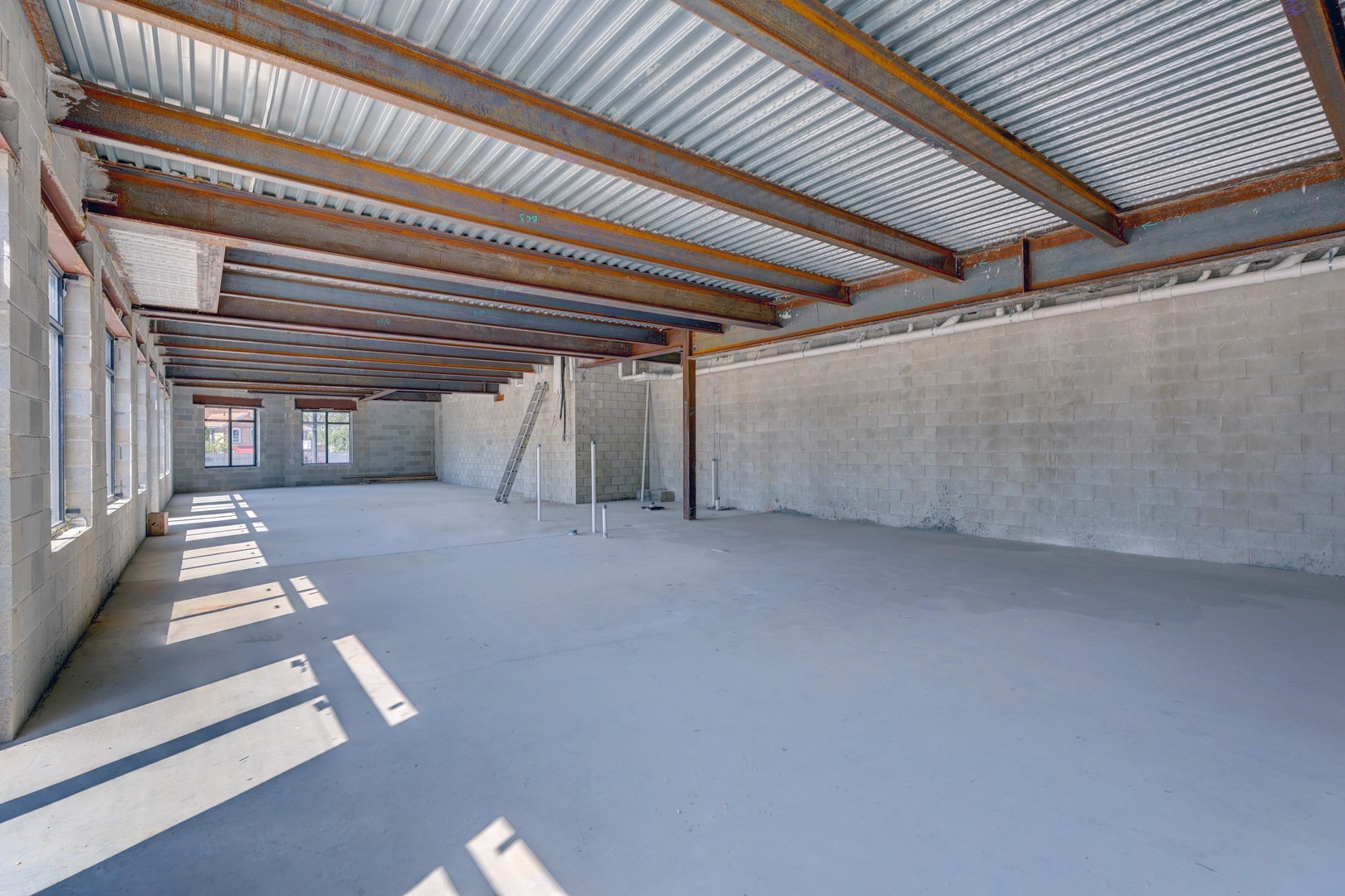 9201 N Milwaukee Avenue, Niles, IL 60714