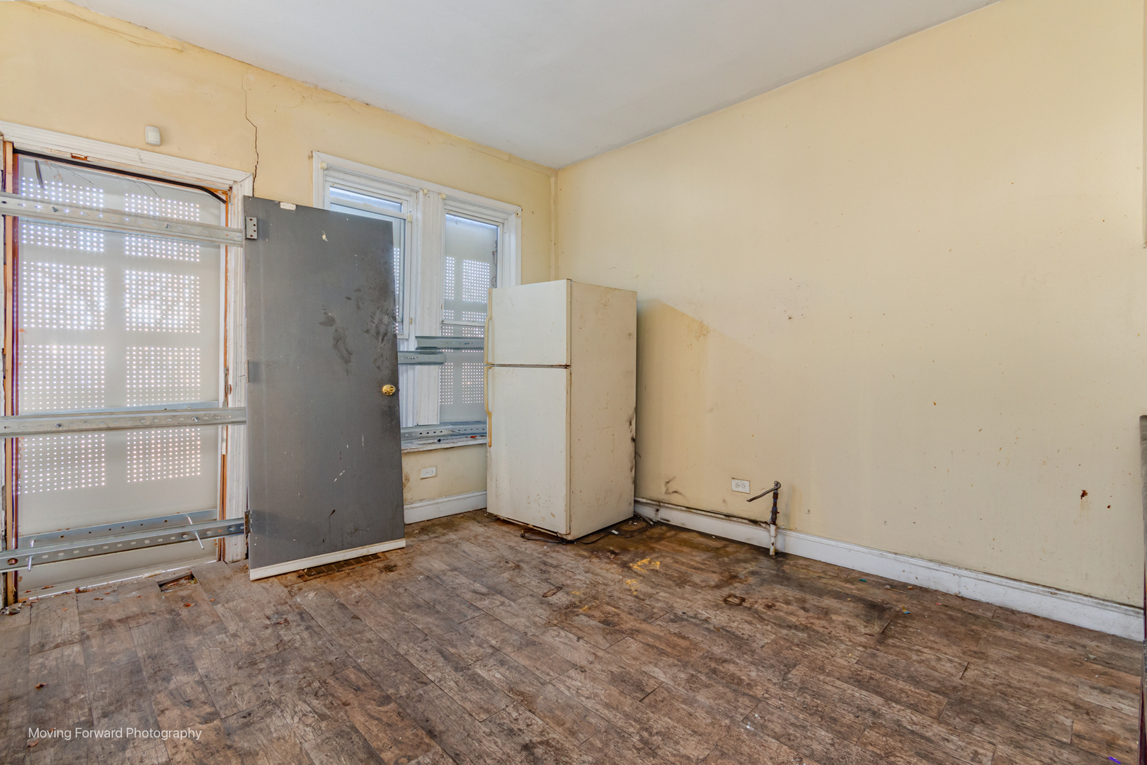 6617 S Vernon Avenue, Chicago, IL 60637