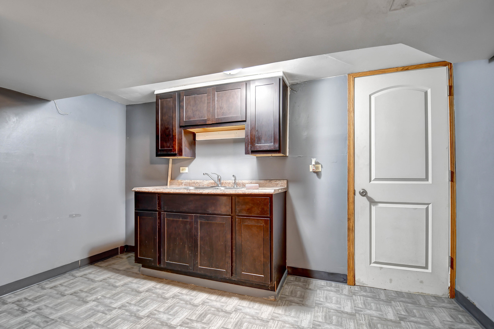 14220 S Eggleston Avenue, Riverdale, IL 60827