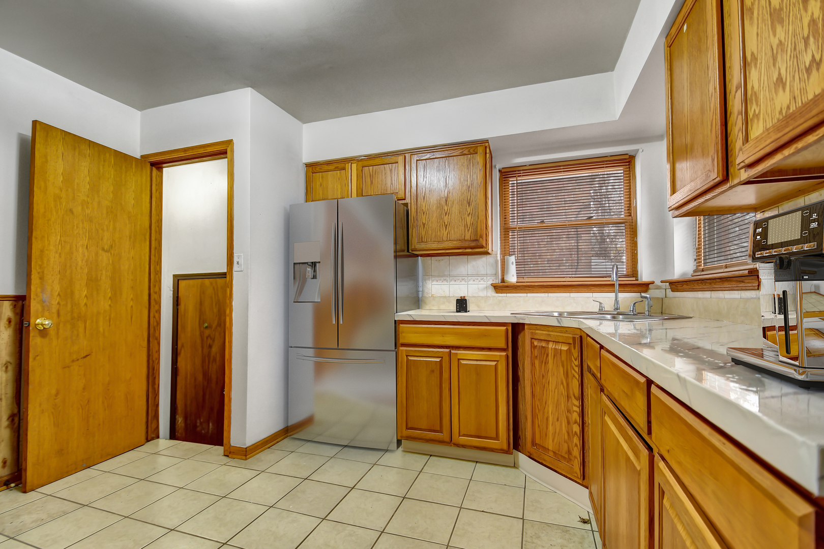 14220 S Eggleston Avenue, Riverdale, IL 60827