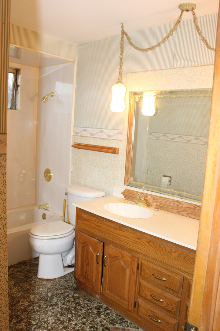 5554 Linder Court, Crestwood, IL 60418