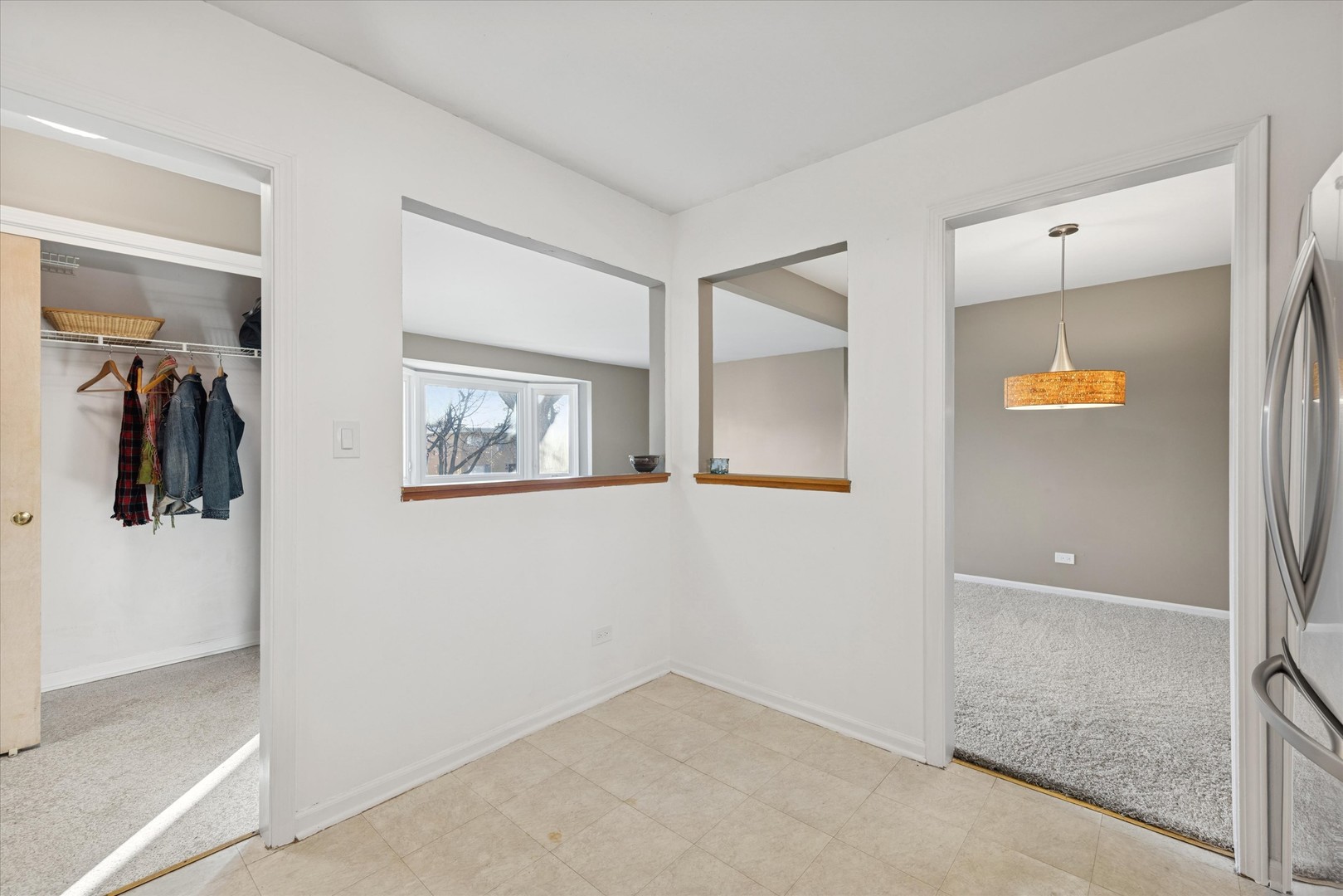 502 W MINER Street #2A, Arlington Heights, IL 60005